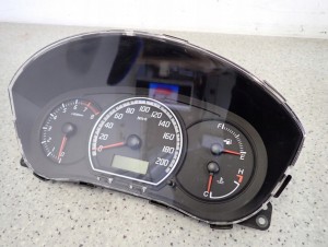 SUZUKI SWIFT MK6 1.3 BENZ 04- ZEGARY LICZNIK 2/6 MINIATURA