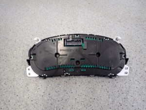 SUZUKI SWIFT MK6 1.3 BENZ 04- ZEGARY LICZNIK 6/6 MINIATURA