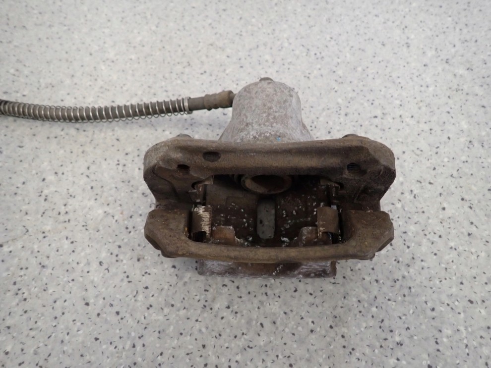 KIA CARENS III 06-11 ZACISK HAMULCOWY TYLNY PRAWY 4/5