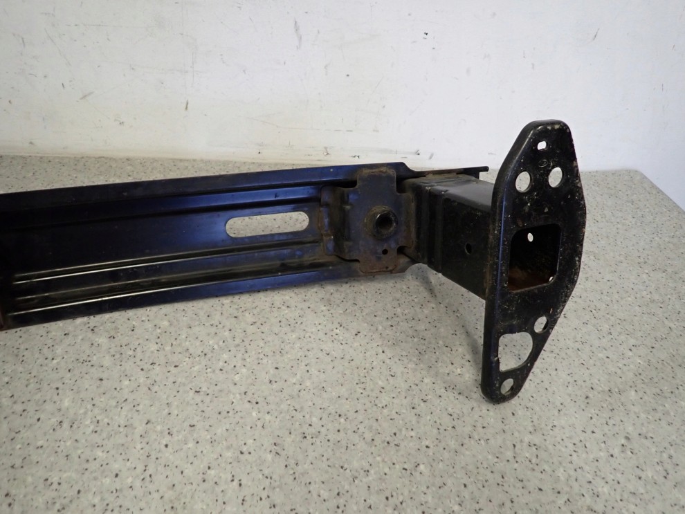 KIA SOUL I 09- BELKA ZDERZAKA PRZEDNIEGO 10/12