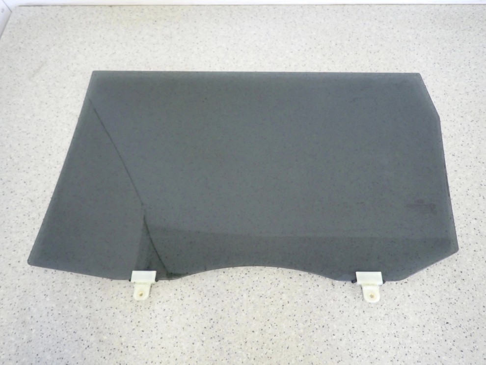 KIA SOUL I 09-11 SZYBA TYLNA PRAWA DRZWI 2/3