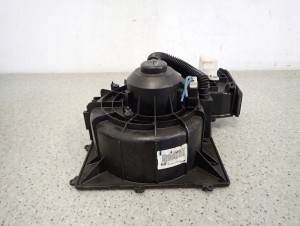 NISSAN ALMERA N16 LIFT 04-06 WENTYLATOR NAGRZEWNICY DMUCHAWA 4/6 MINIATURA