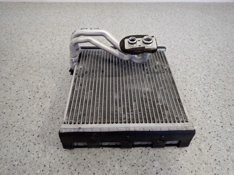 MITSUBISHI COLT 04-12 PAROWNIK KLIMATYZACJI 4/7