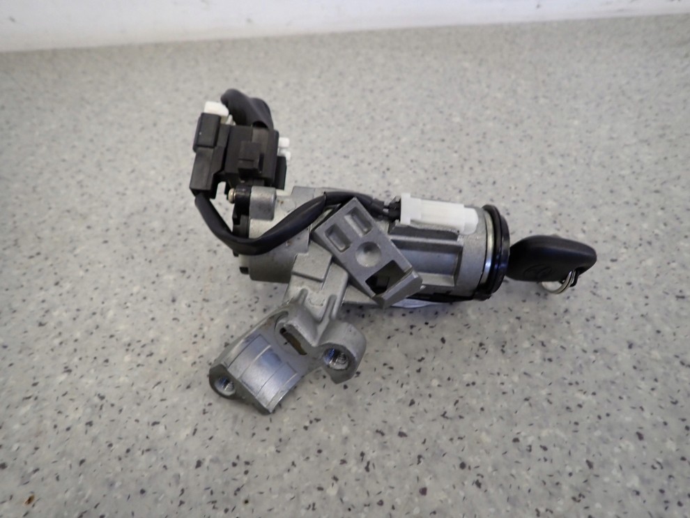 TOYOTA YARIS I 03- 1.0 FR ZESTAW STARTOWY KOMPUTER STACYJKA 7/9