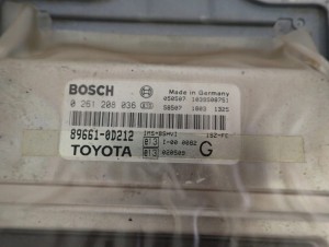 TOYOTA YARIS I 03- 1.0 FR ZESTAW STARTOWY KOMPUTER STACYJKA 3/9 MINIATURA