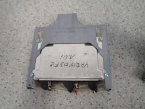 TOYOTA YARIS I 03- 1.0 FR ZESTAW STARTOWY KOMPUTER STACYJKA 9/9 MINIATURA