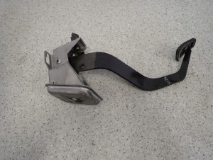 MITSUBISHI GRANDIS 2.0 DID 03-11 PEDAŁ SPRZĘGŁA 4/5 MINIATURA