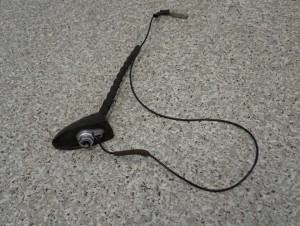 KIA CEED I HB 07-11 ANTENA DACHOWA BAT 5/7 MINIATURA