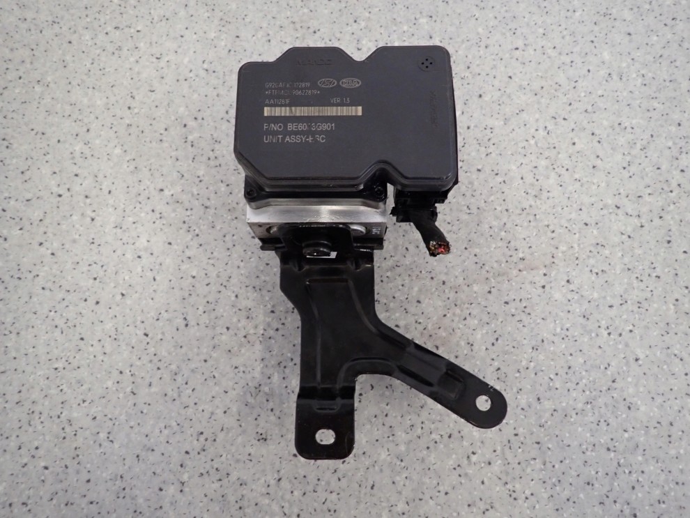 KIA RIO III 1.2i 11-14 POMPA ABS STEROWNIK 1/7