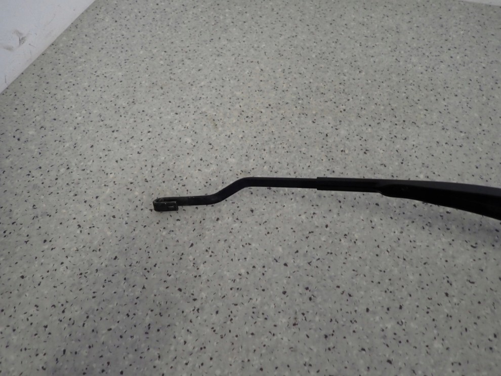 KIA RIO III 11-14 RAMIE WYCIERACZKI PRZEDNIE PRAWE 4/5