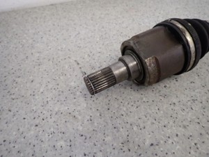 KIA RIO III 1.2i 11-14 PÓŁOŚ PRZEDNIA LEWA 2/5 MINIATURA