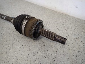 KIA RIO III 1.2i 11-14 PÓŁOŚ PRZEDNIA LEWA 3/5 MINIATURA