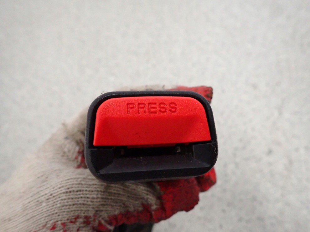 HYUNDAI IX20 09- ZAPINKA PASA BEZPIECZEŃSTWA TYLNA ŚRODKOWA 4/5