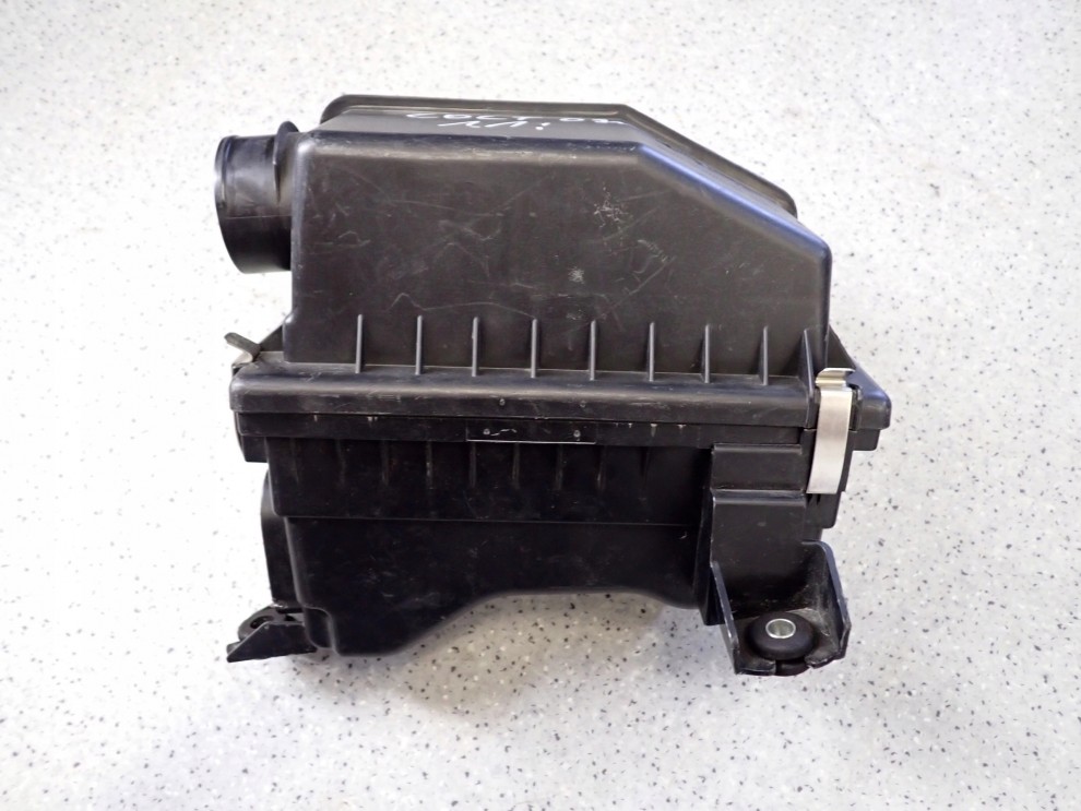 MITSUBISHI COLT 1.1i 10-12 OBUDOWA FILTRA POWIETRZA 4/6