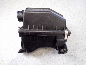 MITSUBISHI COLT 1.1i 10-12 OBUDOWA FILTRA POWIETRZA 4/6 MINIATURA