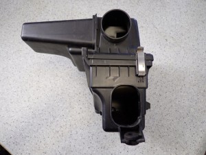 MITSUBISHI COLT 1.1i 10-12 OBUDOWA FILTRA POWIETRZA 5/6 MINIATURA