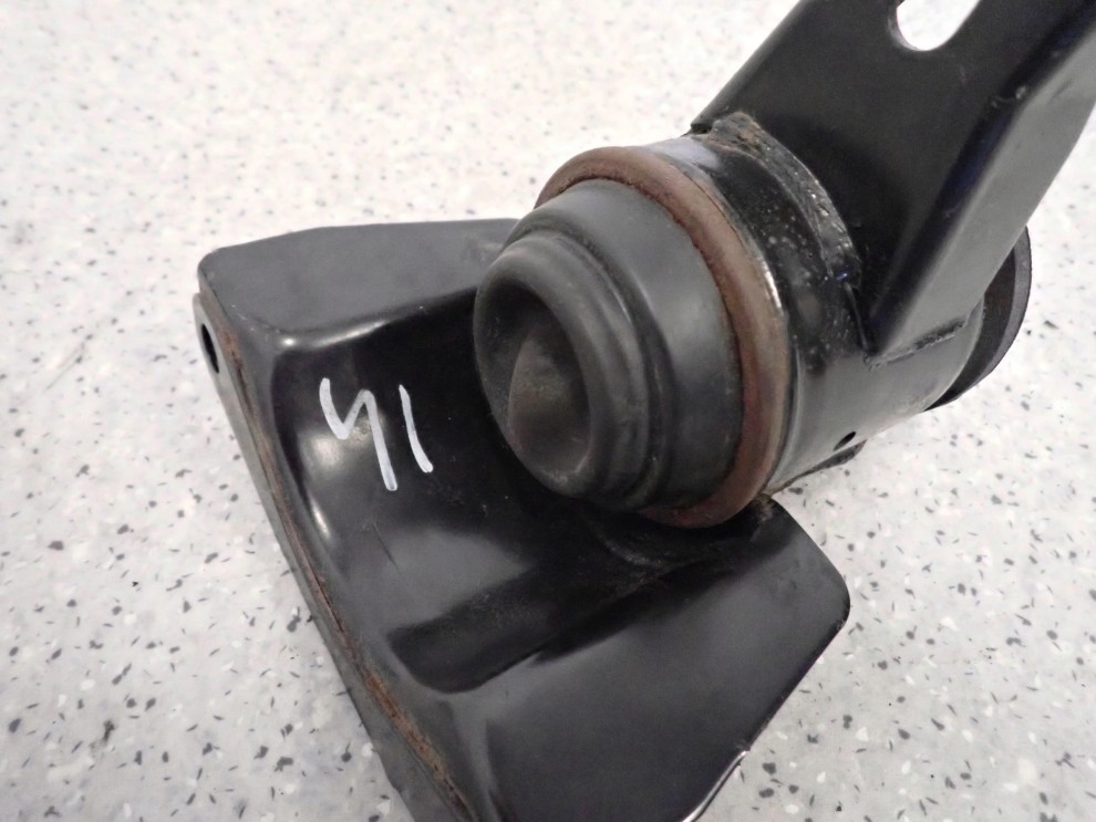 SUZUKI SPLASH 1.2i 08-14 PODUSZKA SILNIKA PRAWA 5/5