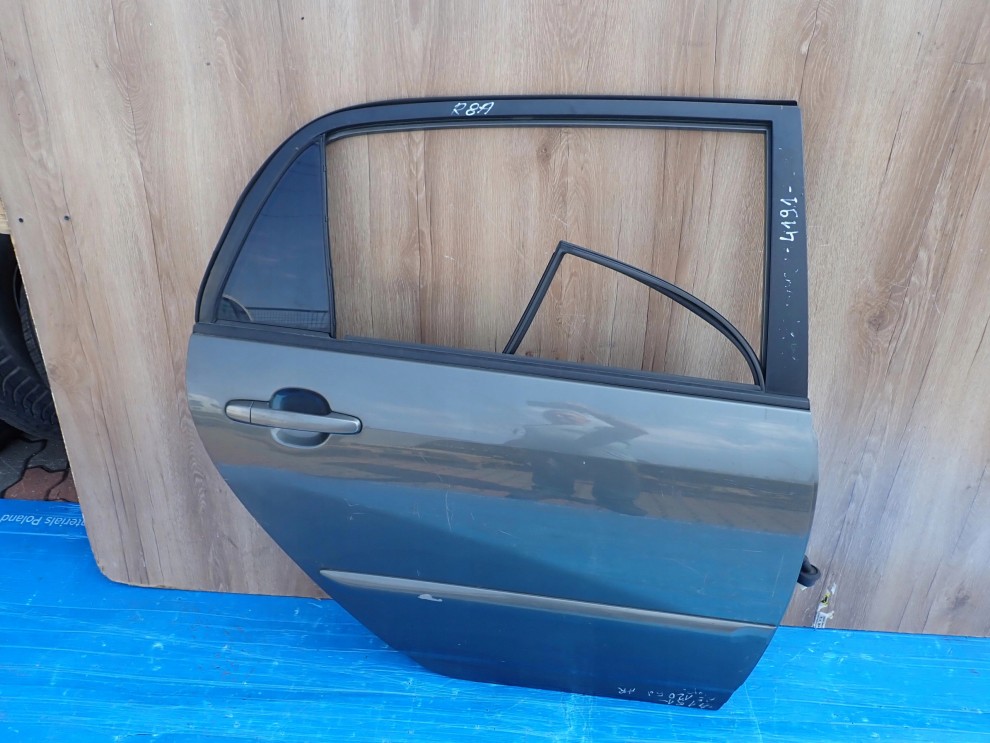 TOYOTA COROLLA E12 HB JP 02- DRZWI TYLNE PRAWE 6/9