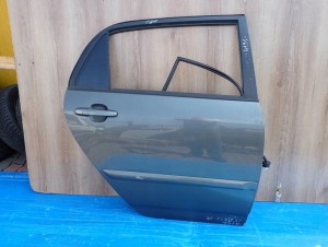 TOYOTA COROLLA E12 HB JP 02- DRZWI TYLNE PRAWE 2/9 MINIATURA