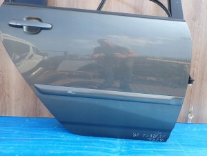 TOYOTA COROLLA E12 HB JP 02- DRZWI TYLNE PRAWE 4/9 MINIATURA