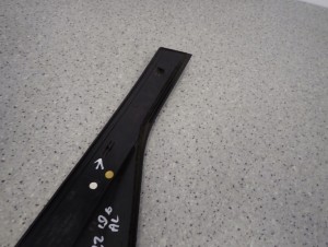 HONDA JAZZ 02-07 LISTWA RAMKI DRZWI PION TYLNA LEWY 6/8 MINIATURA