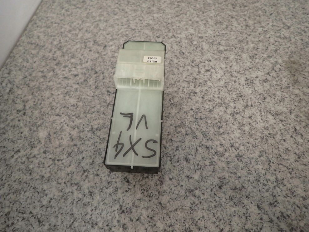 SUZUKI SX4 06-13 PRZEŁĄCZNIK SZYBY LEWY PANEL 4/5