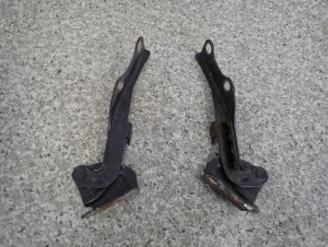 HYUNDAI GETZ 02 -ZAWIASY MASKI KOMPLET