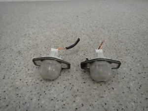 HONDA FR-V FRV 04- LAMPKA OŚWIETLENIA TABLICY REJSTRACYJNEJ 3/5 MINIATURA