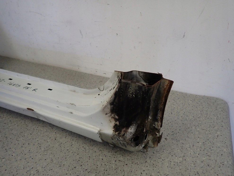 SUZUKI IGNIS III 16- PRÓG PRAWY ZVR 3/12