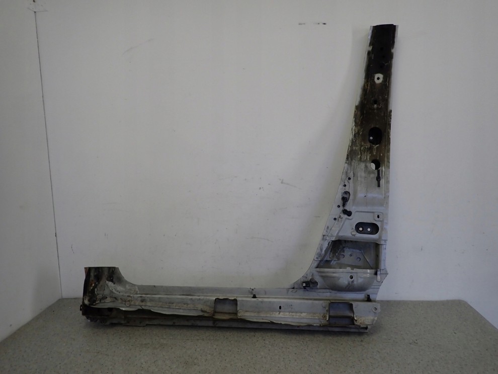 SUZUKI IGNIS III 16- PRÓG PRAWY ZVR 8/12