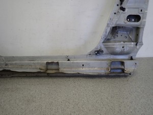 SUZUKI IGNIS III 16- PRÓG PRAWY ZVR 12/12 MINIATURA