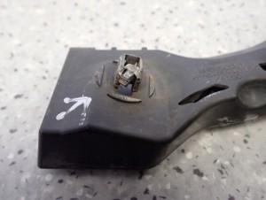 MAZDA 3 MAZDA3 HB BK 03-05 ŚLIZG ZDERZAKA PRZEDNI LEWY 2/5 MINIATURA