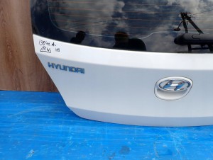 HYUNDAI i30 HATCHBACK 07-12 KLAPA TYLNA BAGAŻNIKA TCW 3/11 MINIATURA