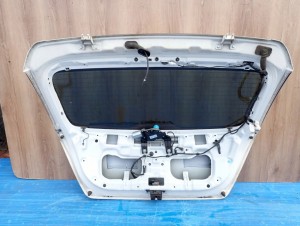 HYUNDAI i30 HATCHBACK 07-12 KLAPA TYLNA BAGAŻNIKA TCW 10/11 MINIATURA