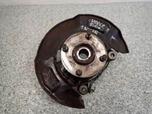 TOYOTA YARIS 06-12 ZWROTNICA PRZEDNIA PRAWA PIASTA 1/7 MINIATURA