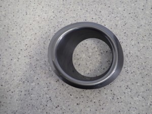 NISSAN NOTE E11 06-09 RAMKA KRATKA HALOGENU PRZEDNIA PRAWA