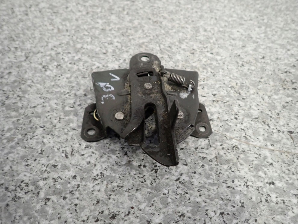 MITSUBISHI COLT 04-08 ZAMEK MASKI POKRYWY SILNIKA 4/5