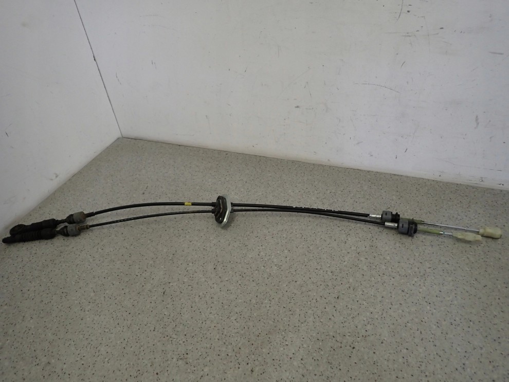 KIA VENGA 09- 1.4 CRDI LINKI ZMIANY BIEGÓW 4/6