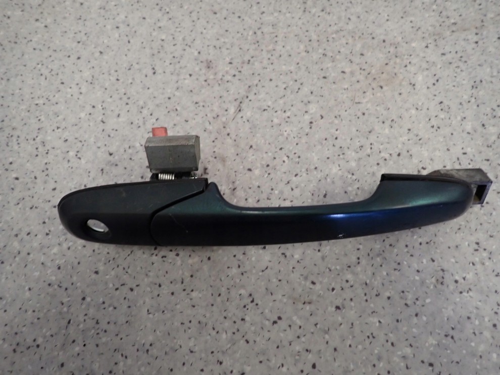 SUZUKI LIANA 01- KLAMKA PRZEDNIA PRAWA ZEWNĘTRZNA 4/6