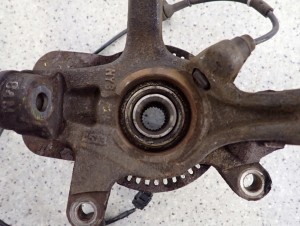 SUZUKI CELERIO 14-19 ZWROTNICA PRZEDNIA LEWA 6/6 MINIATURA