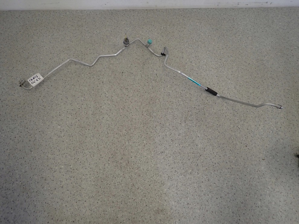 SUZUKI IGNIS 04-07 1.3i PRZEWÓD KLIMATYZACJI 1/6