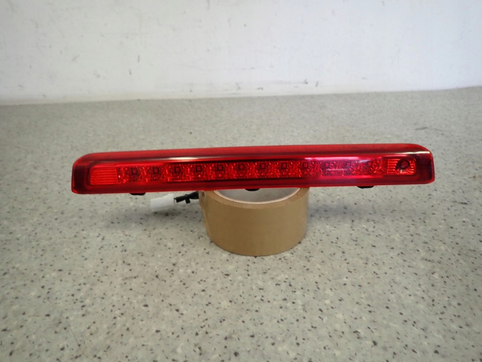 HYUNDAI i30 HB 07-12 LAMPA TRZECI STOP ŚWIATŁA 2/7