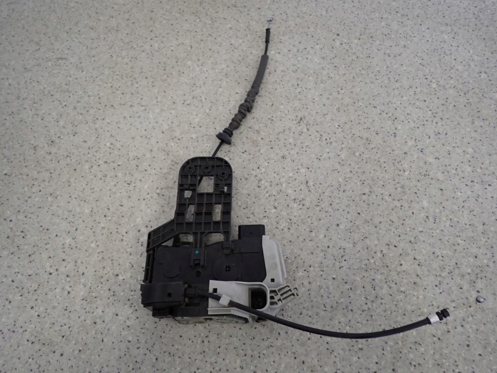 KIA VENGA 09- ZAMEK DRZWI PRZEDNI LEWY 2/7