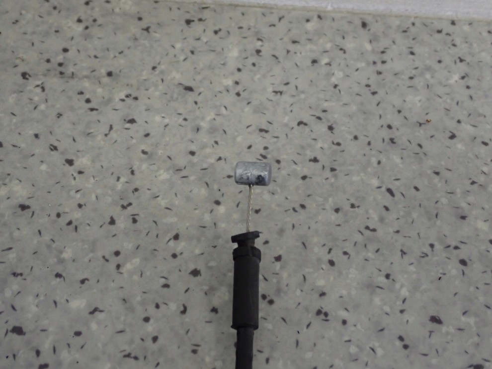 KIA VENGA 09- ZAMEK DRZWI PRZEDNI LEWY 4/7