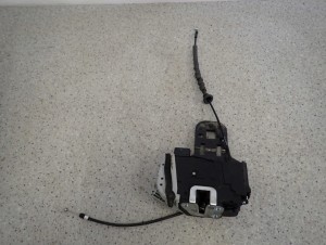 KIA VENGA 09- ZAMEK DRZWI PRZEDNI LEWY 5/7 MINIATURA