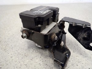 LACETTI NUBIRA 1.6 BENZYNA 03-10 POMPA ABS 5/6 MINIATURA