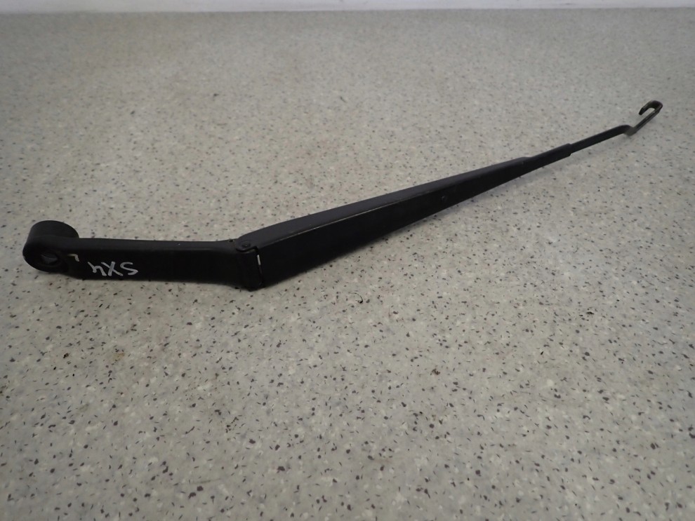 SUZUKI SX4 SEDICI 06-13 RAMIE WYCIERACZKI PRZEDNIE LEWE 1/5