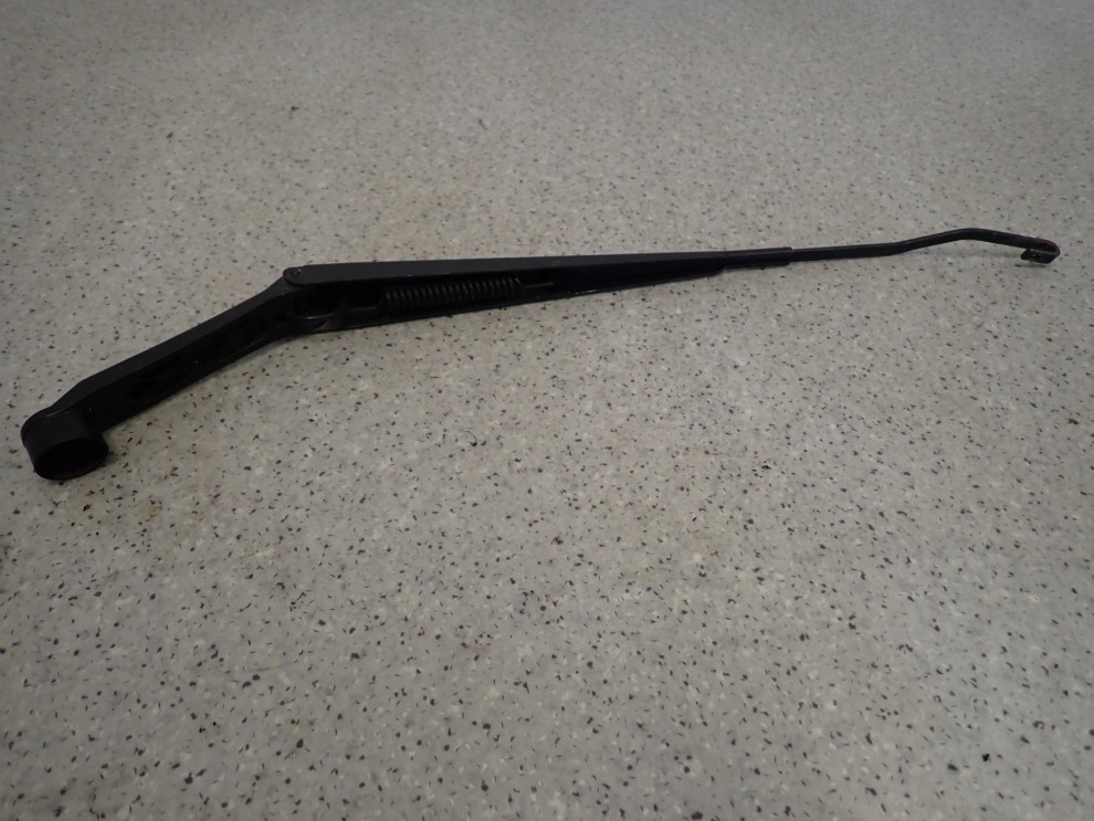 SUZUKI SX4 SEDICI 06-13 RAMIE WYCIERACZKI PRZEDNIE LEWE 3/5