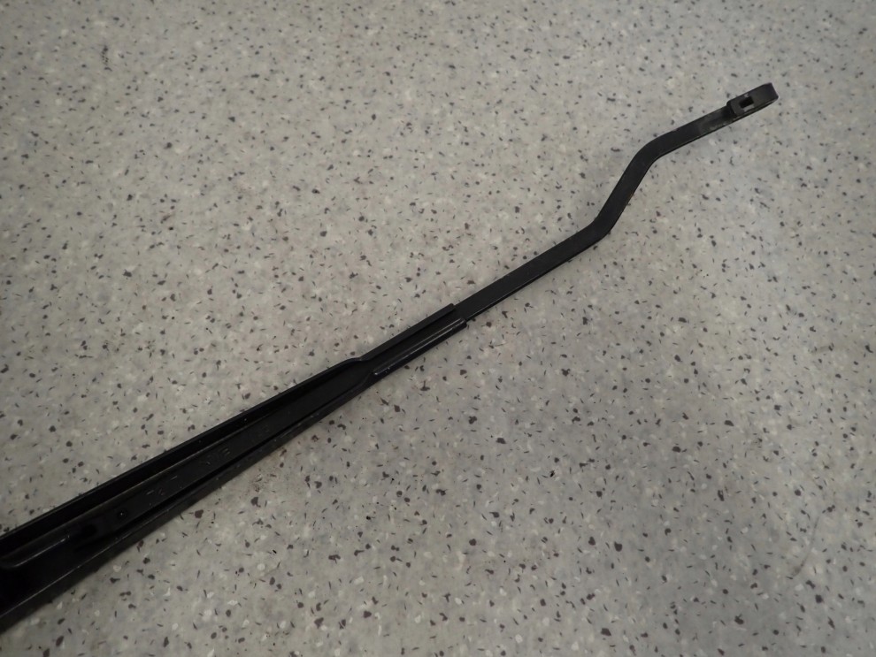 SUZUKI SX4 SEDICI 06-13 RAMIE WYCIERACZKI PRZEDNIE LEWE 5/5