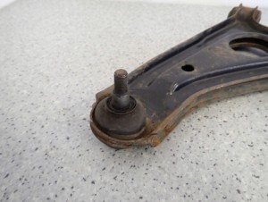 HYUNDAI GETZ 06-10 WAHACZ PRZEDNI PRAWY 4/6 MINIATURA